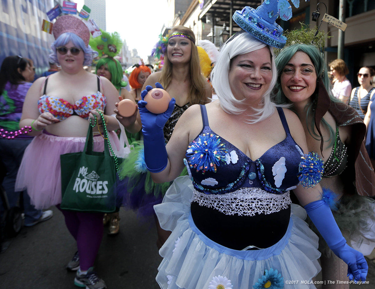 Walking krewes hit the French Quarter: See Mardi Gras photos